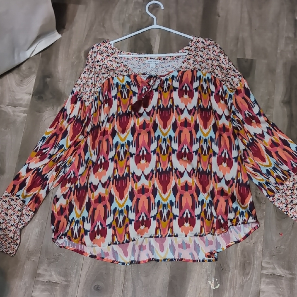 Red and Blue Graphic Relaxed Blouse